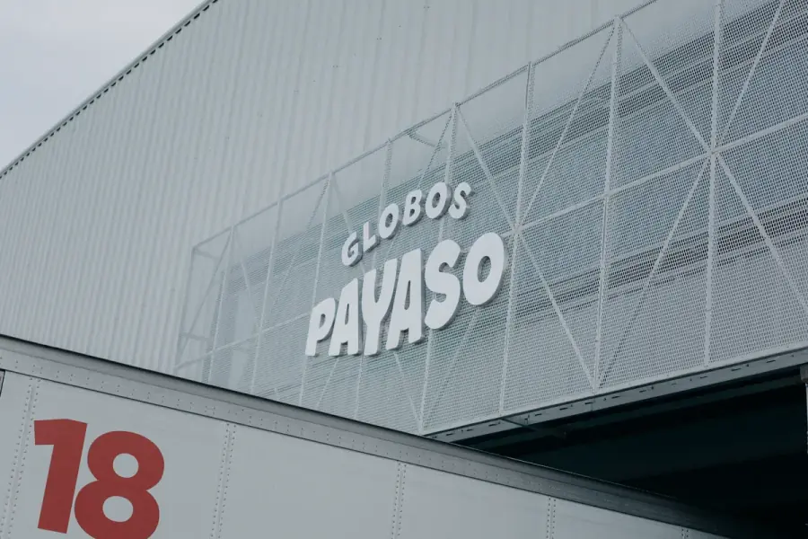 Globos Payaso: foto 1 de la instalación realizada por Techniza